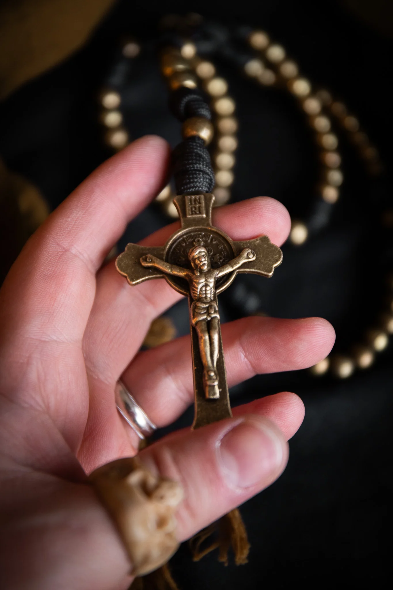 Sanctus Open Carry Belt Rosary MKII - Black & Brass - Image 11